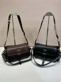 Picture of Prada Handbags _SKUfw211004176fw